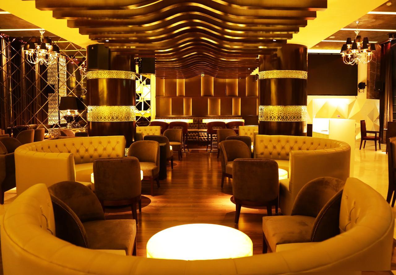 Inde Hotel Chattarpur Нью-Дели Экстерьер фото