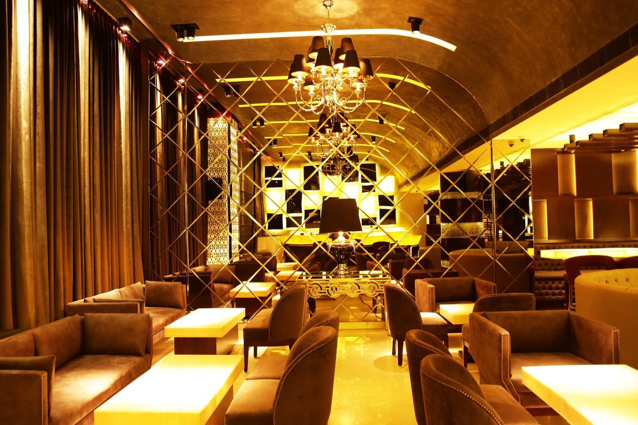 Inde Hotel Chattarpur Нью-Дели Экстерьер фото