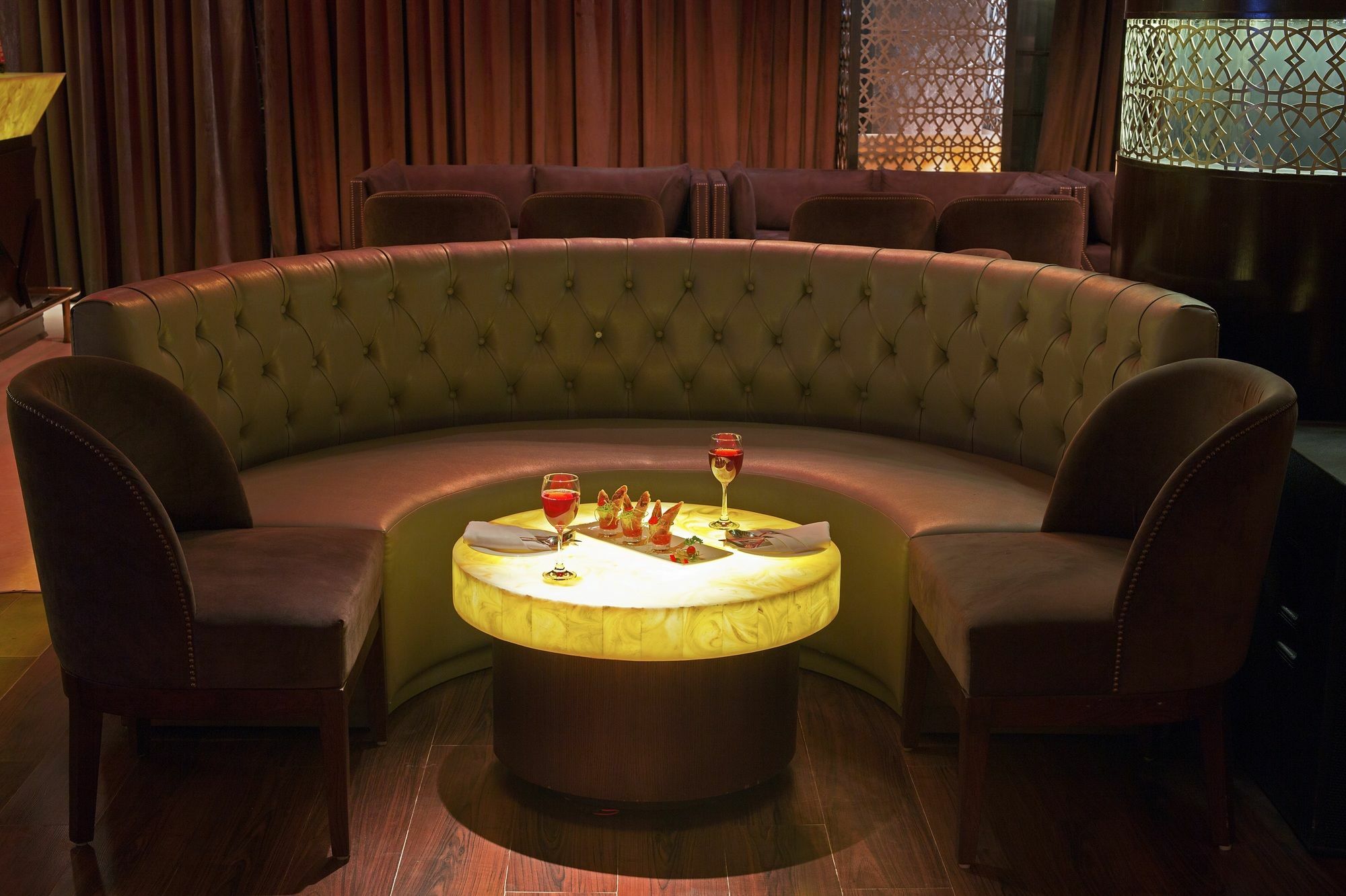 Inde Hotel Chattarpur Нью-Дели Экстерьер фото